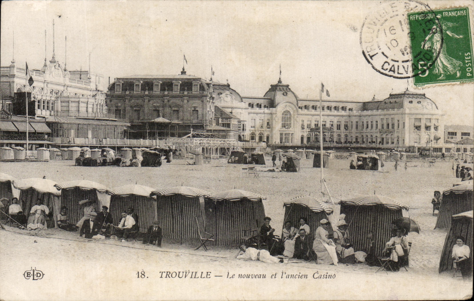 CPA Trouville Le Nouveau et I'ancien Casino