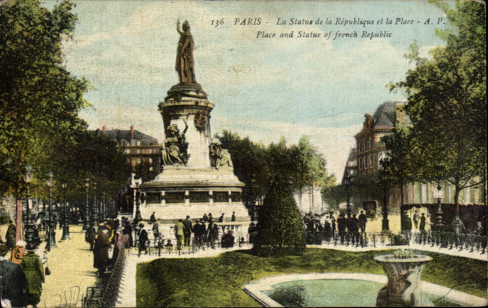 CPA Paris Statue Of Rqpublique And Plare Places And Statur Of