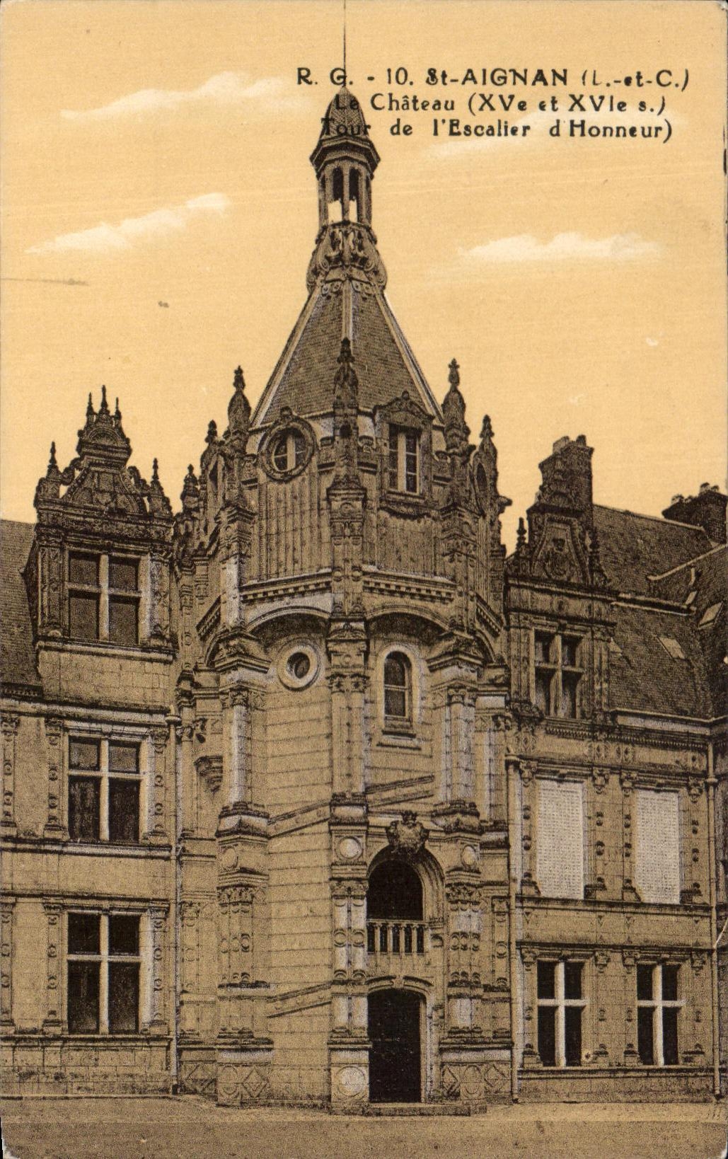 CPA St Aignan Chateau de L'Escalier d'Honneur