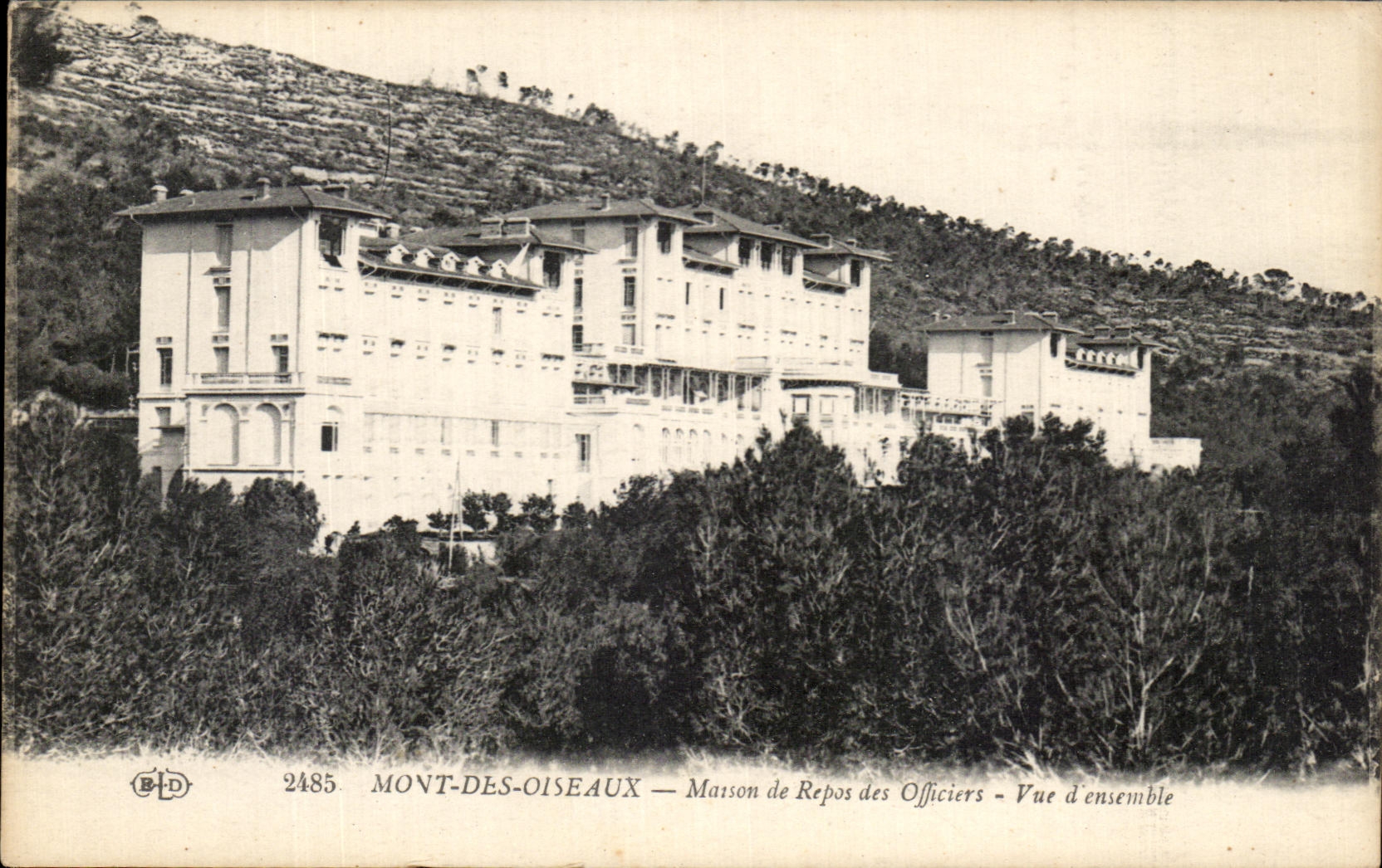 CPA Mont Des Oiseaux Maison de Repos des Officiers Vue d Ensemble Militaria