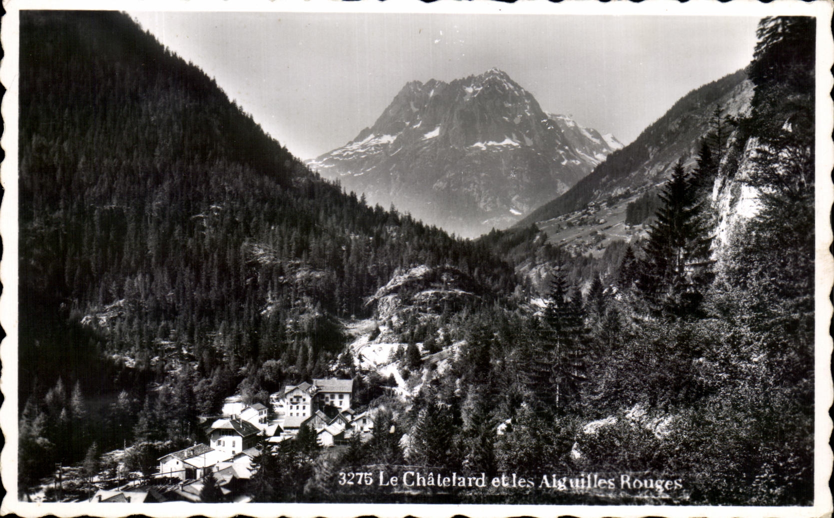 CPA Le Chatelard et les Aiguilles Rouges