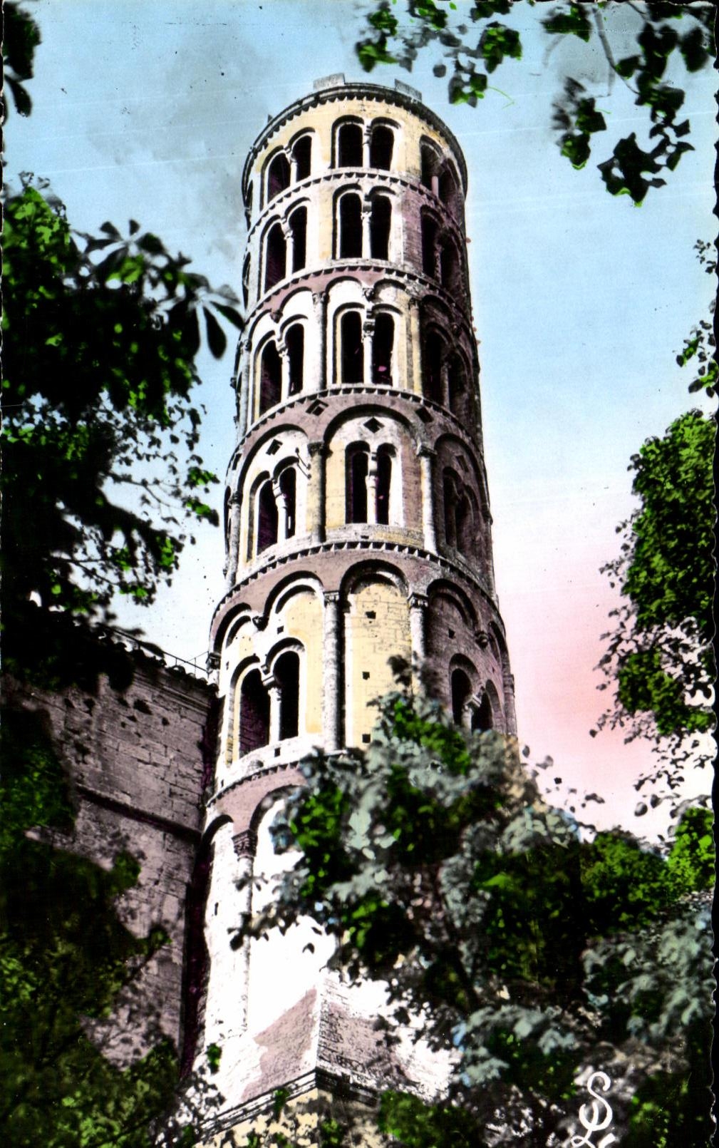 CPSM Uzes the Fenestrel Tower