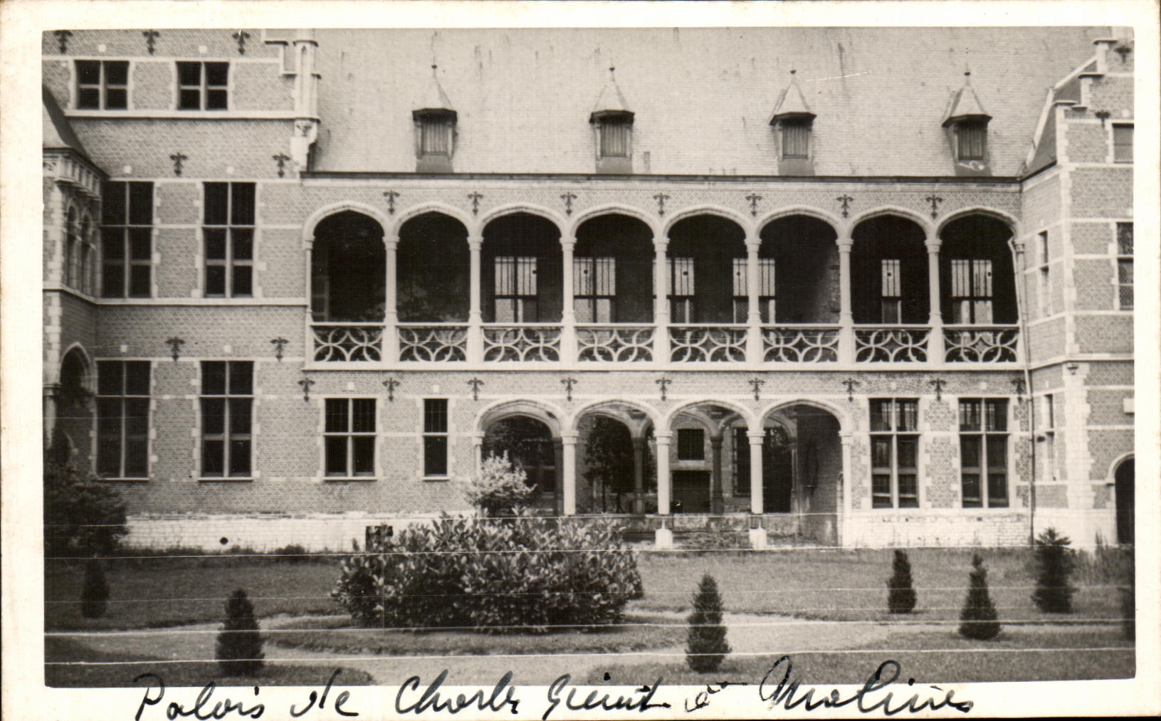 CPA Palais de Charles Quint a Malnes 