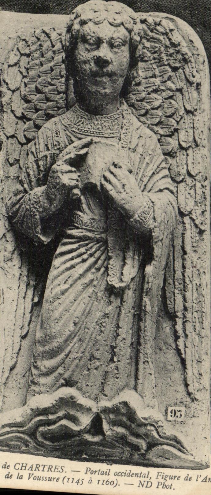 CPA Chartres Portail occidental Figure de l'ange de la Voussure