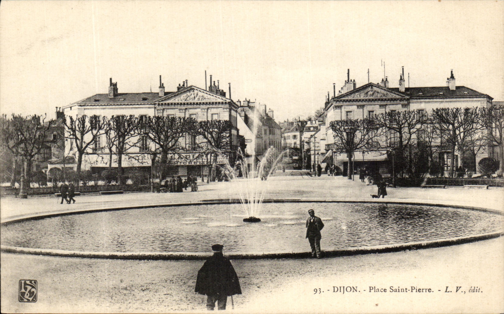 CPA Dijon Place Saint Pierre
