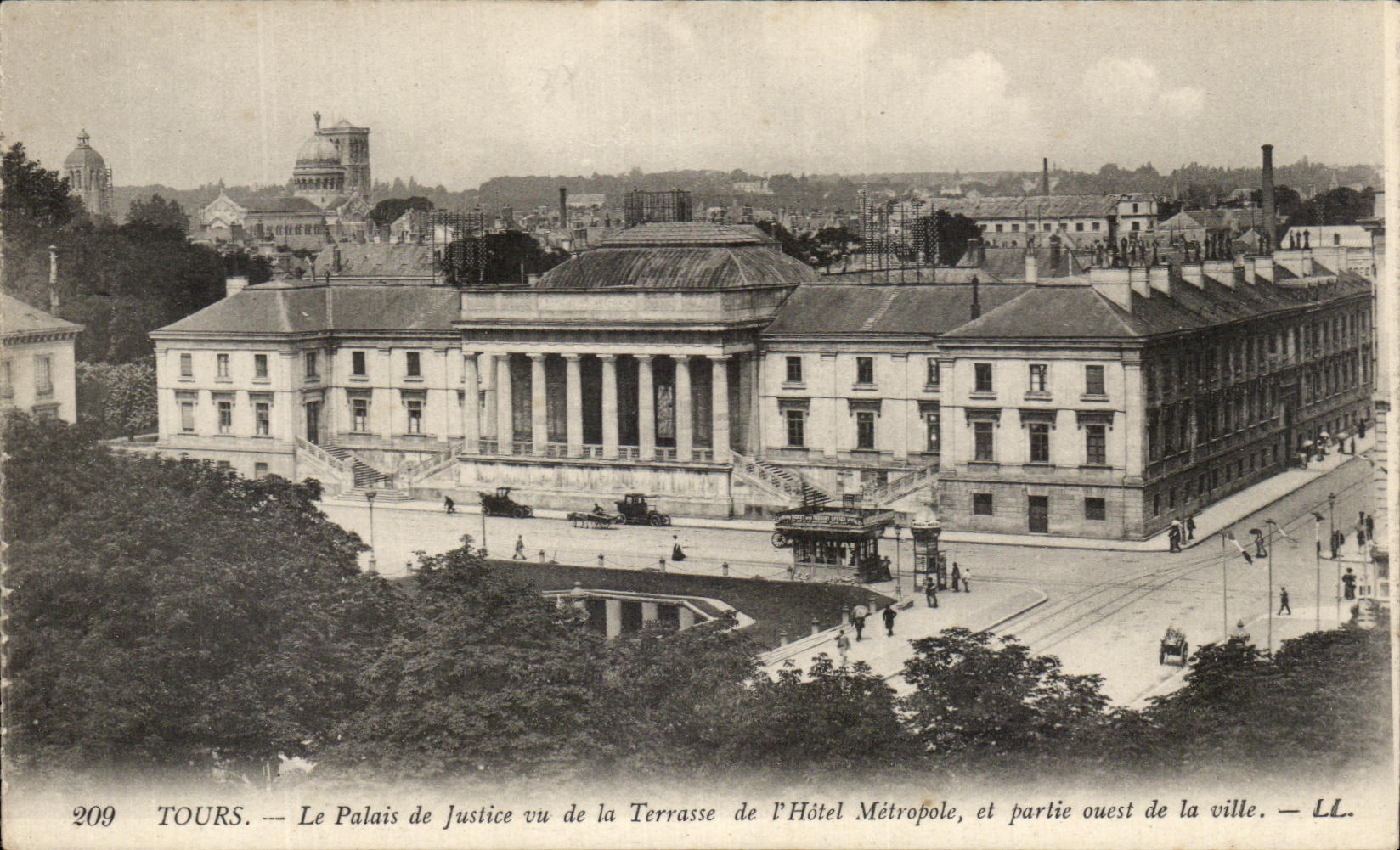 CPA Tours Palais De Justice Seen Of the Terrace Of the Hotel Metropolis And Western Part Of the City