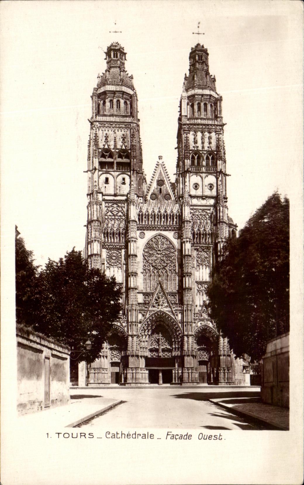 CPA Tours Cathedral Western Frontage