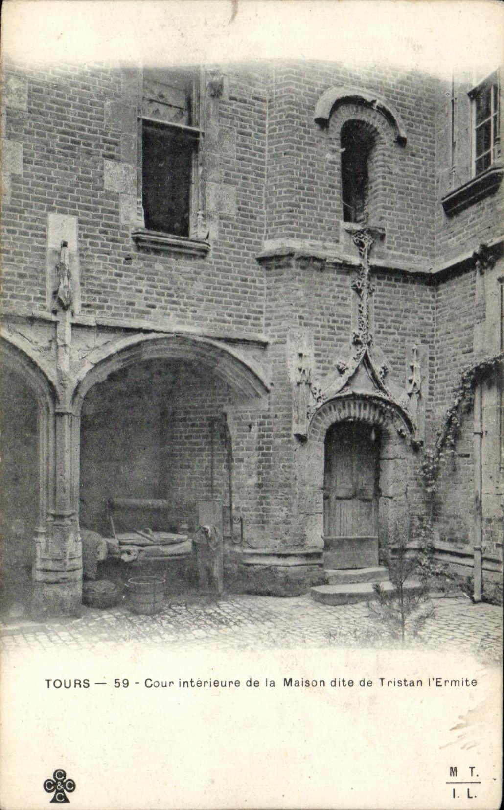 CPA Tours Interior Court Of the House Dite De Tristan the Hermit