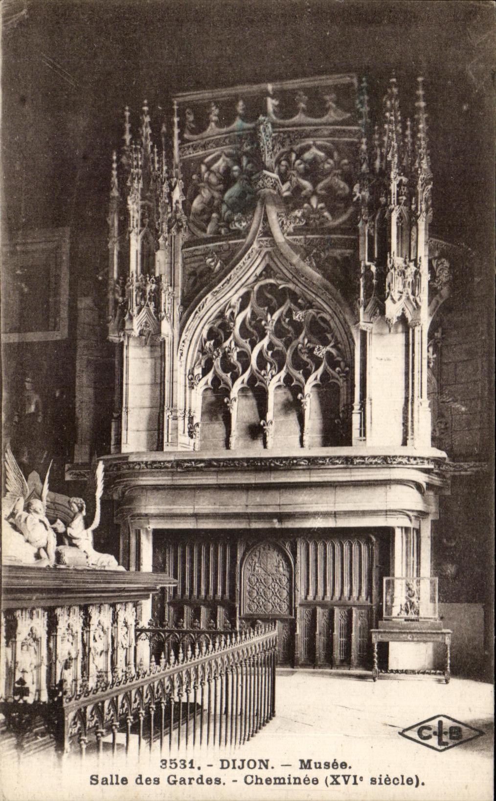 CPA Dijon Museum Room of the Guards Chimney