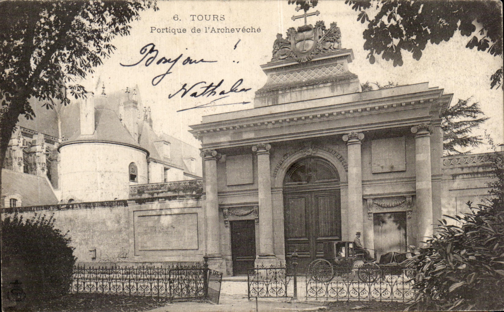 CPA Tours Gantry Of the Archbishop's palace