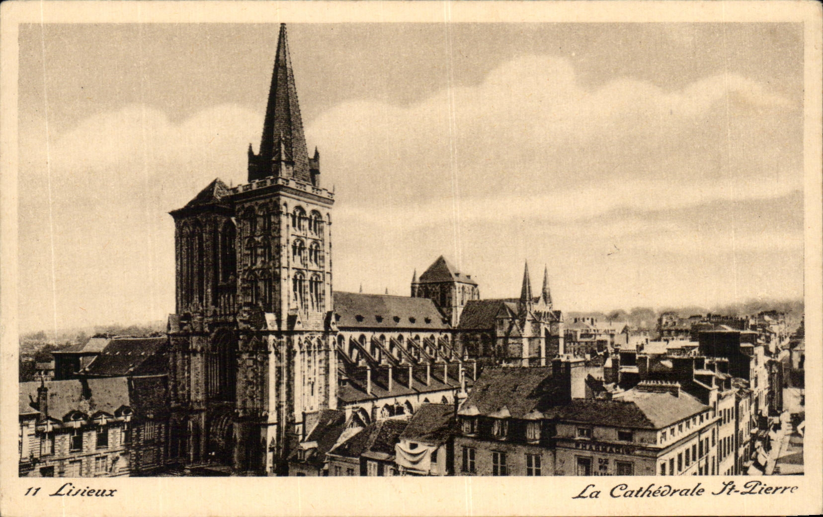 CPA Lisieux the Cathedral St Pierre