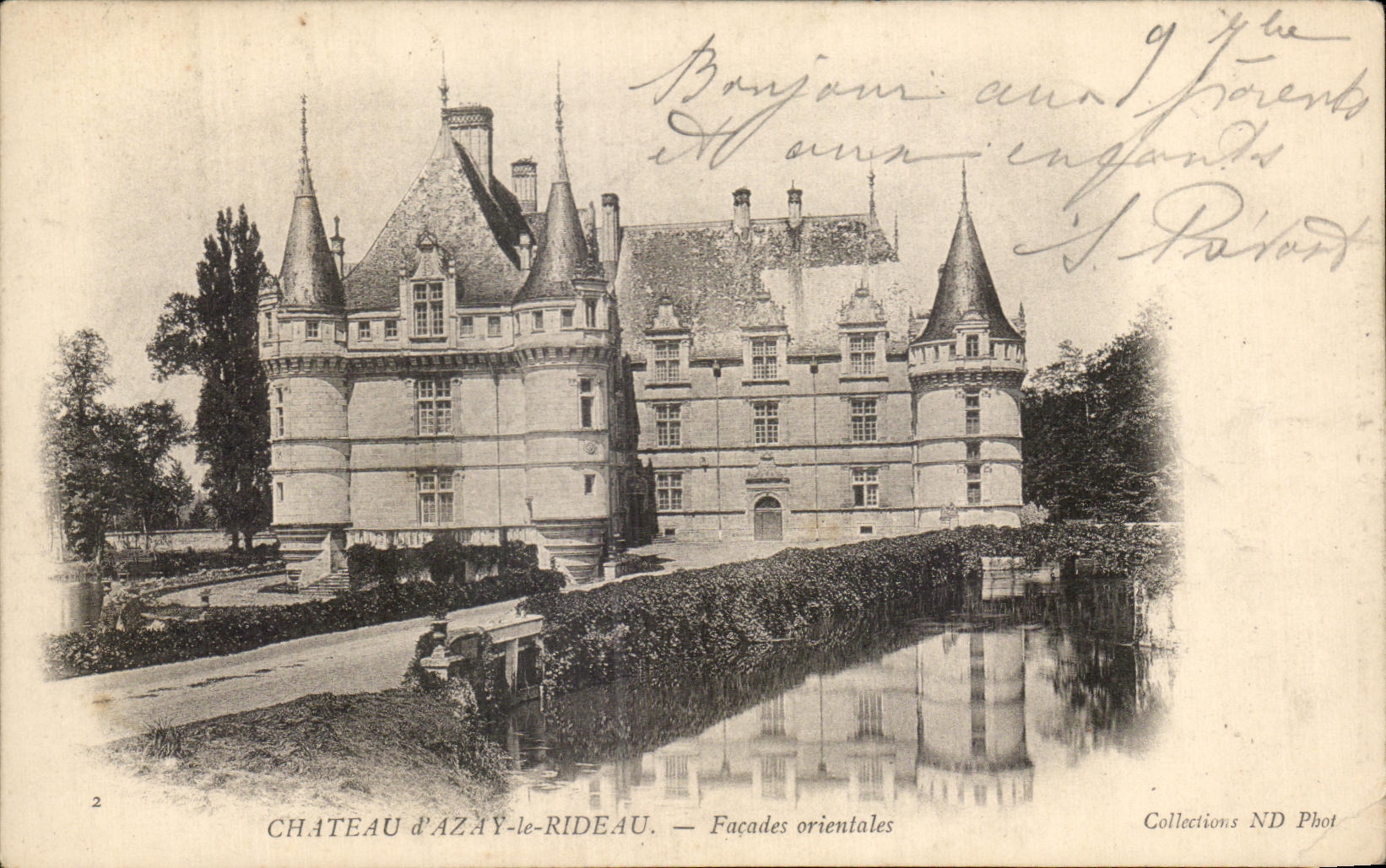 Castillo de CPA de Azay el ataque frontal de la cortina del este