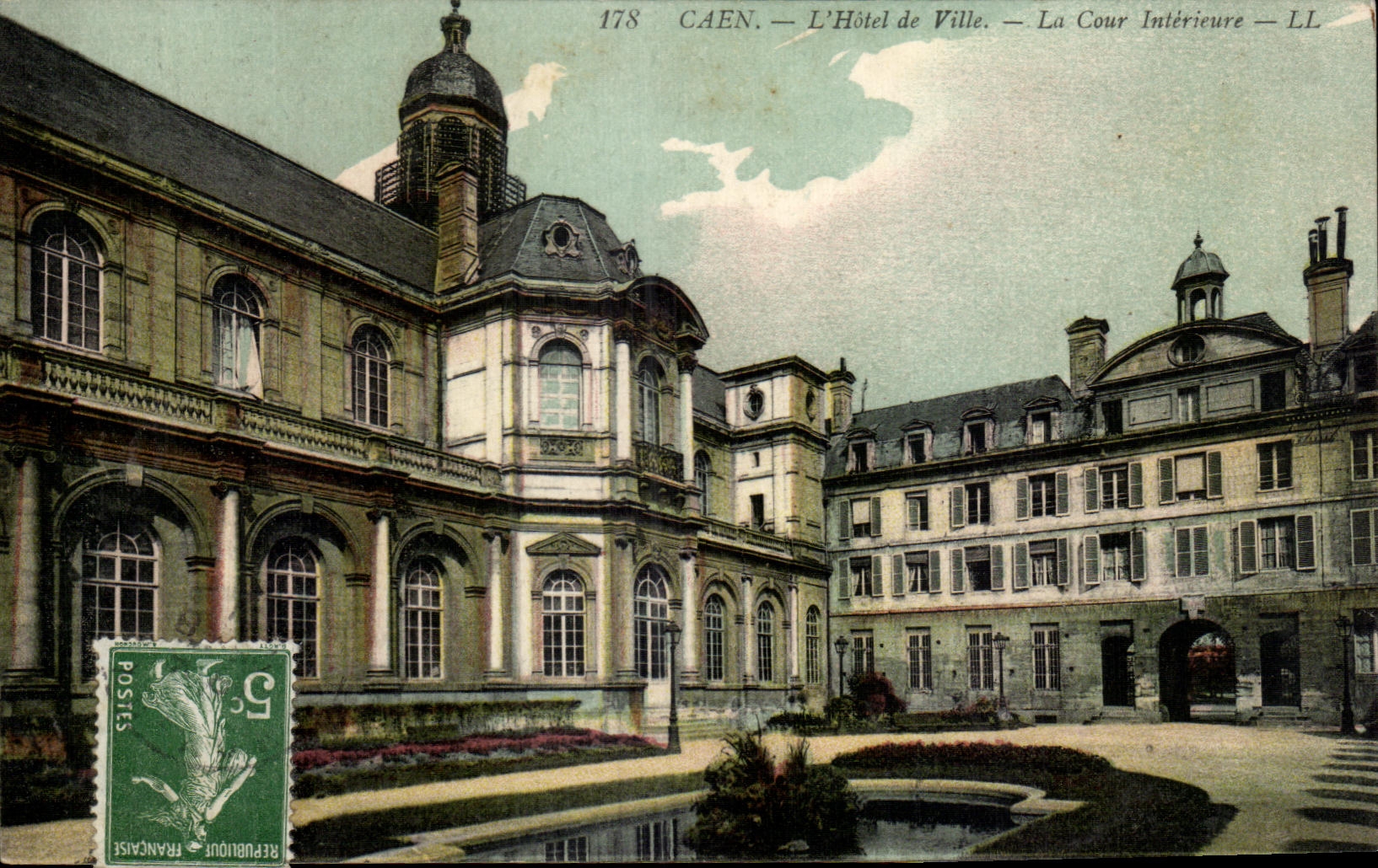 CPA Caen the Town hall Interior Court
