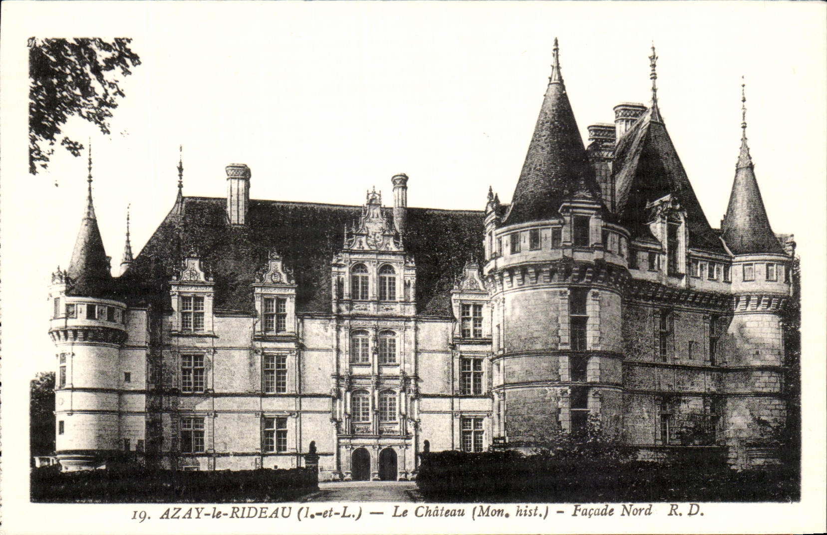 CPA Azay la cortina el ataque frontal norteno del castillo