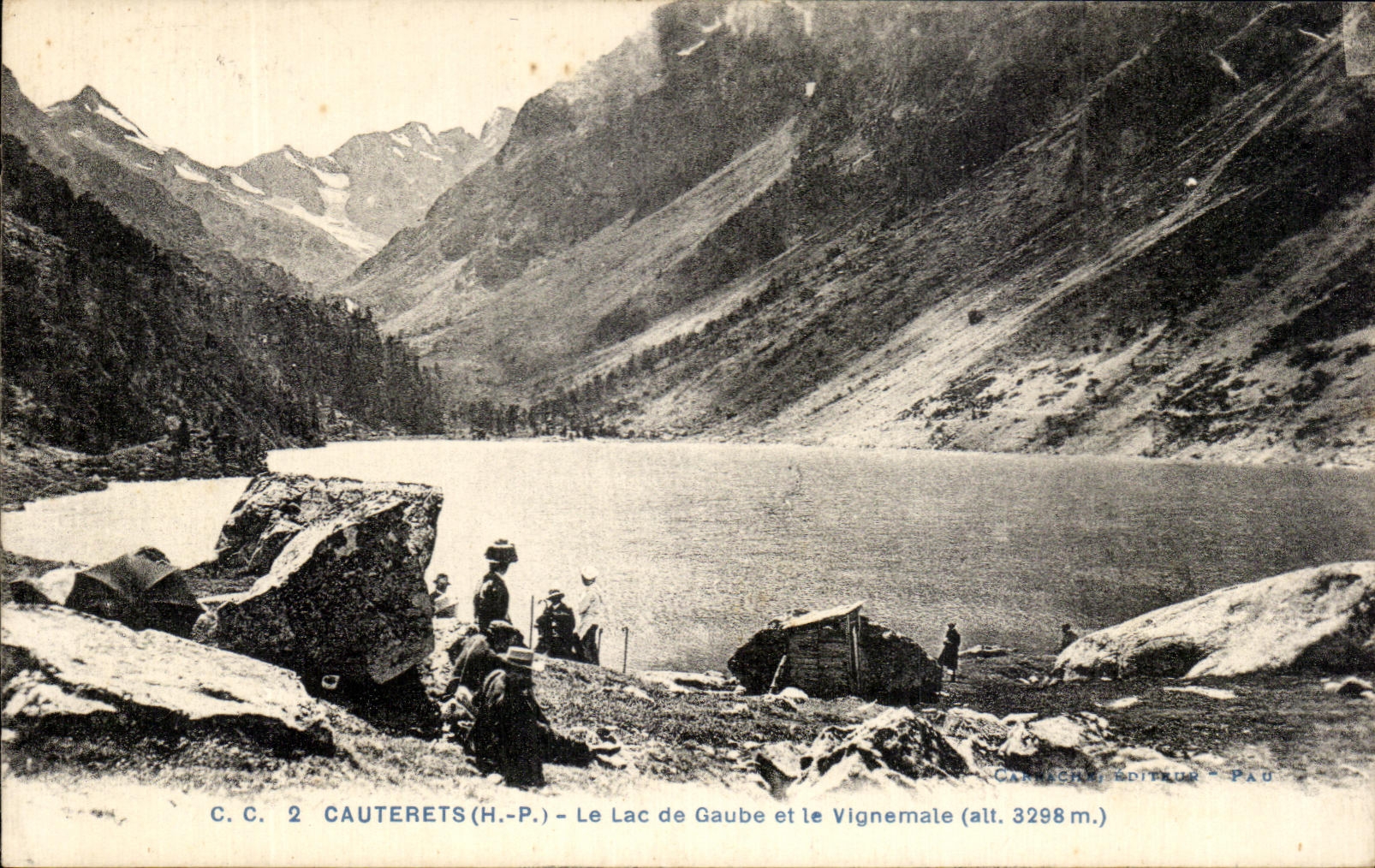 CPA Cauterets the Lake Gaube and Vignemale