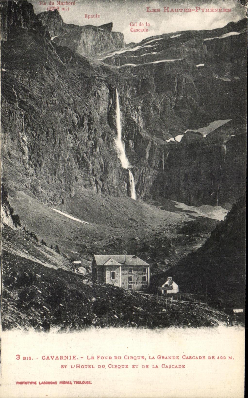 CPA Gavarmie Le Fond Du cirque La Grande Cascade Et L'Hotel Du cirque et de la cascade