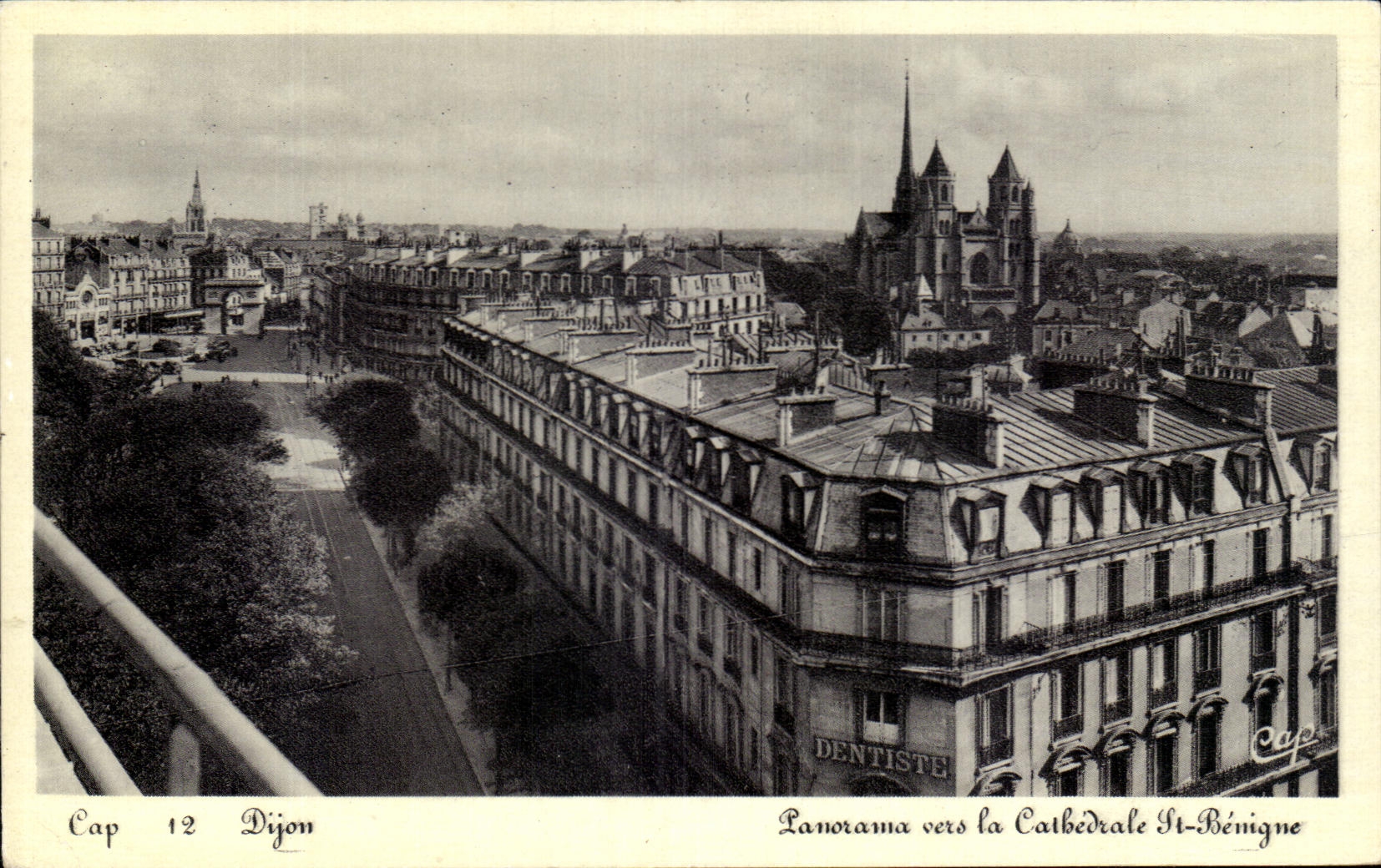 CPA Dijon Panorama towards the Benign Cathedral St