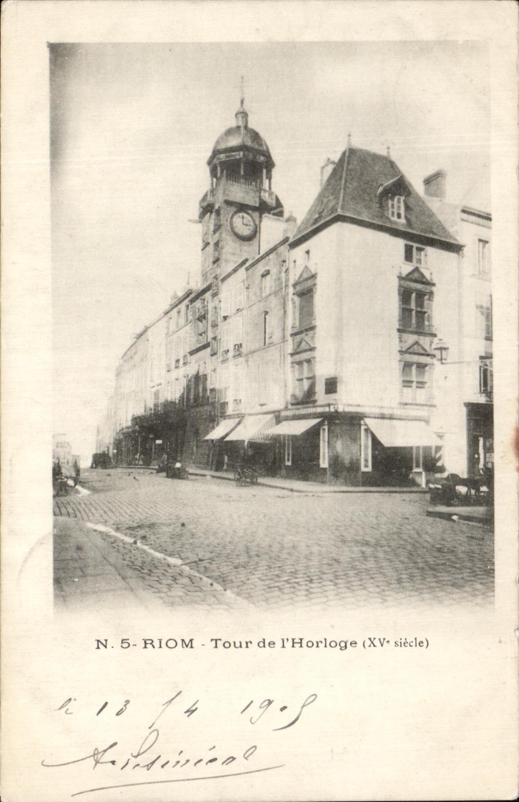 CPA Riom Turn of I' Horloge