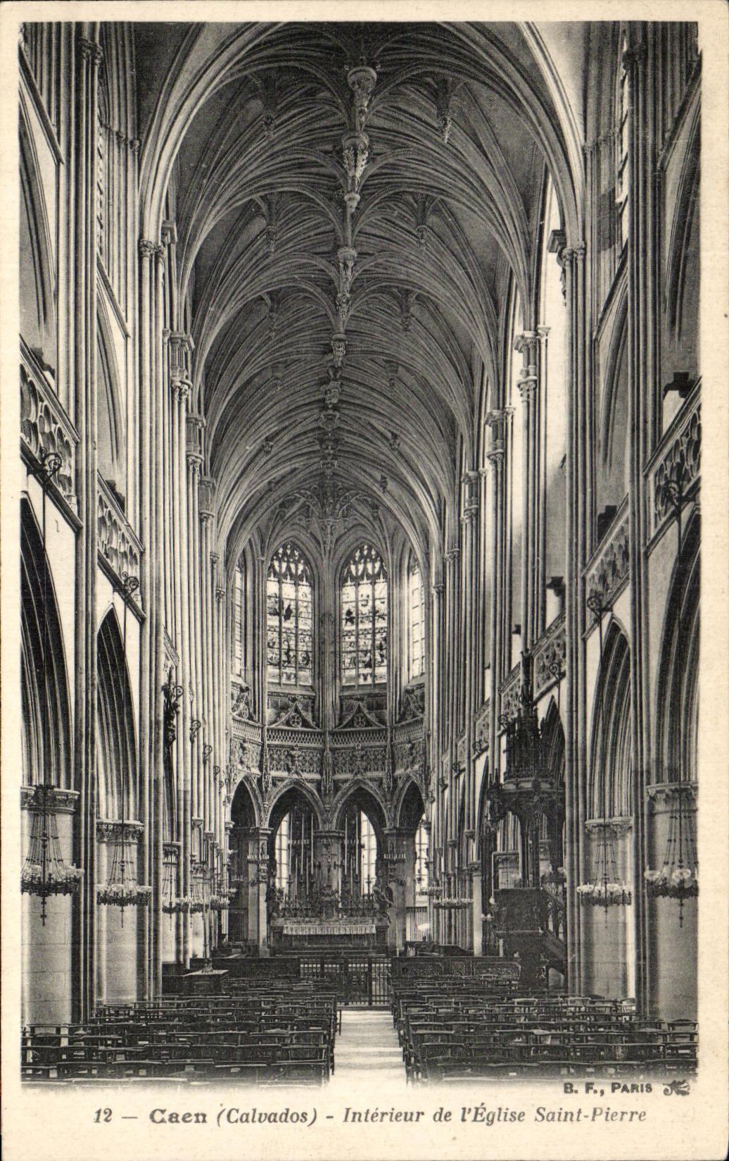 CPA Interior Caen of I' Eglise Saint Pierre
