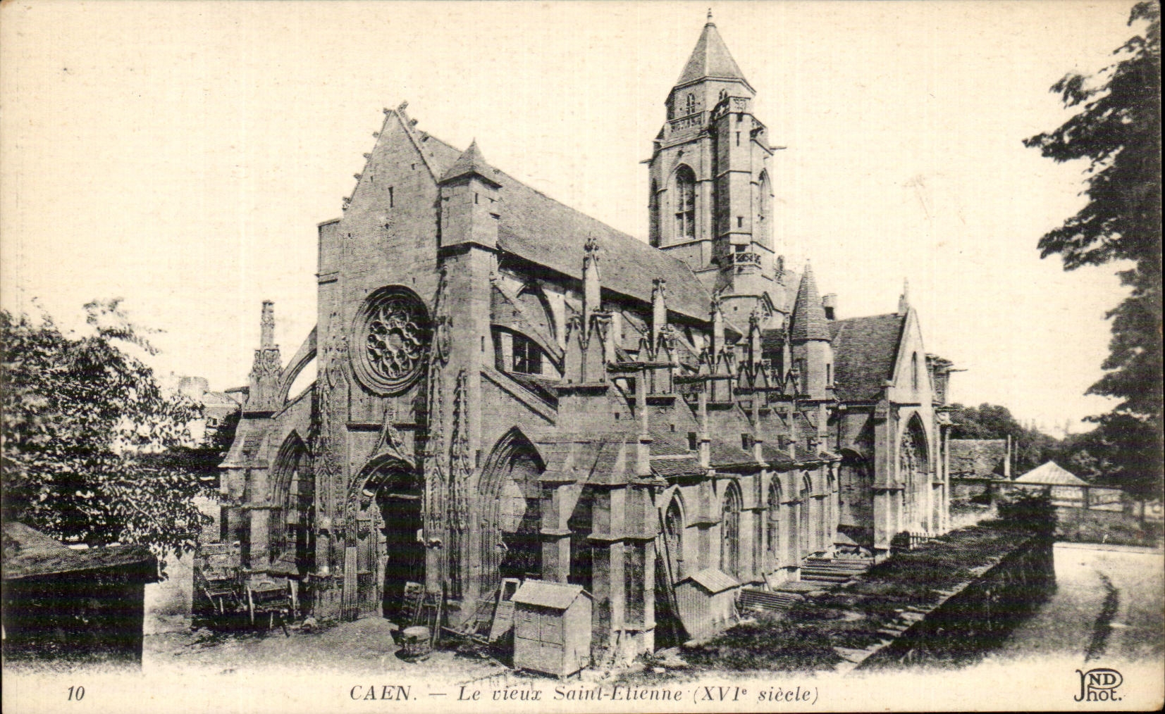 CPA Caen the Old man Saint Etieine