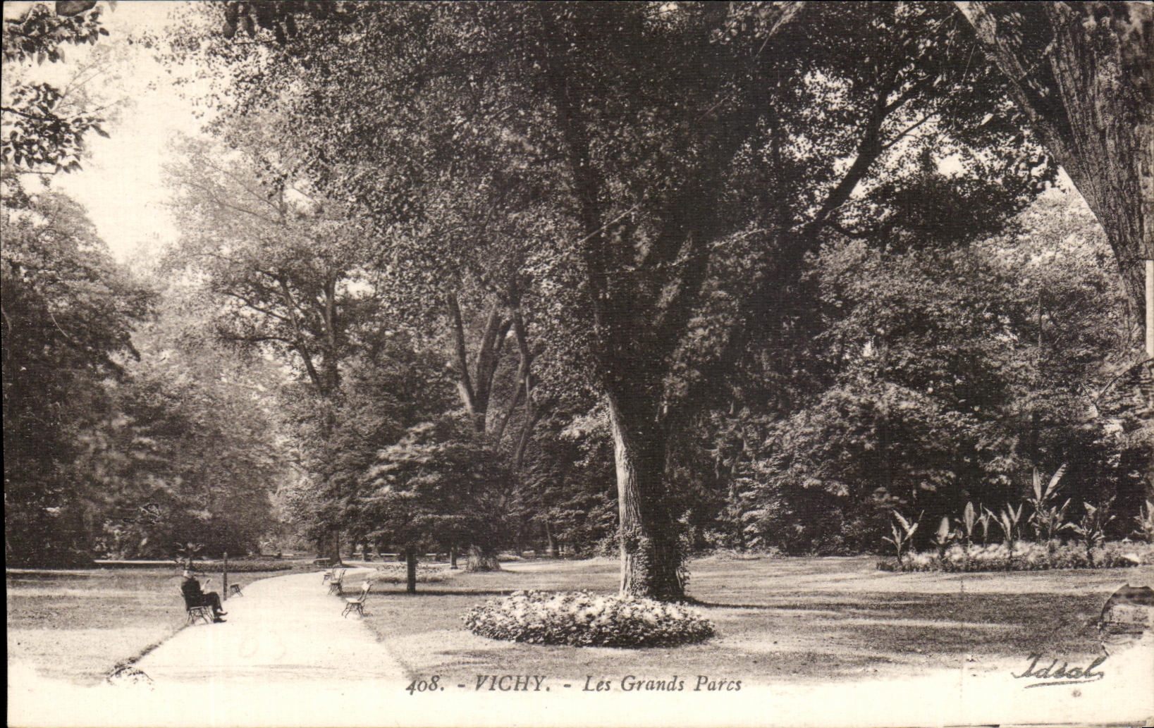 CPA Vichy Large Parks