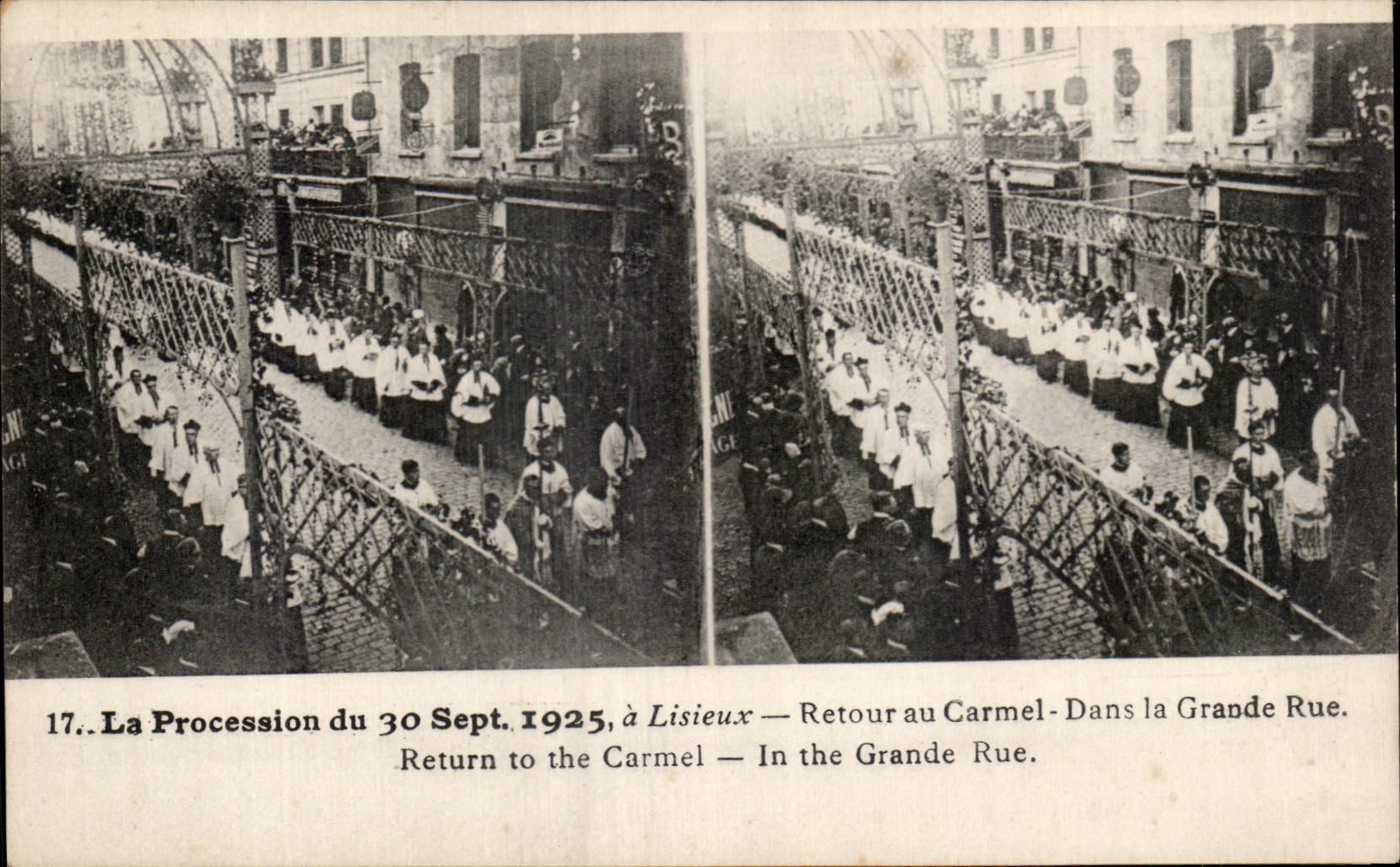 CPA the Procession Of has Lisieux Retour To Carmel In Main street September 1925