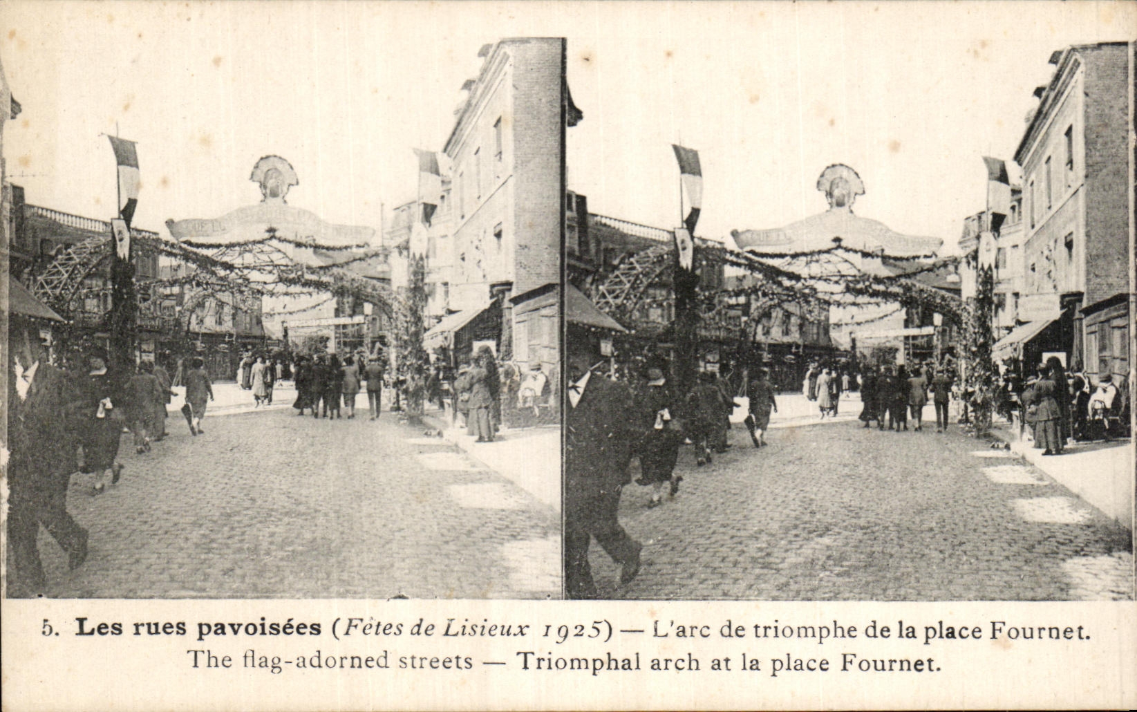 CPA the streets pavoisees Lisieux Arc de Triomphe of the place Fournet September 30th 1925