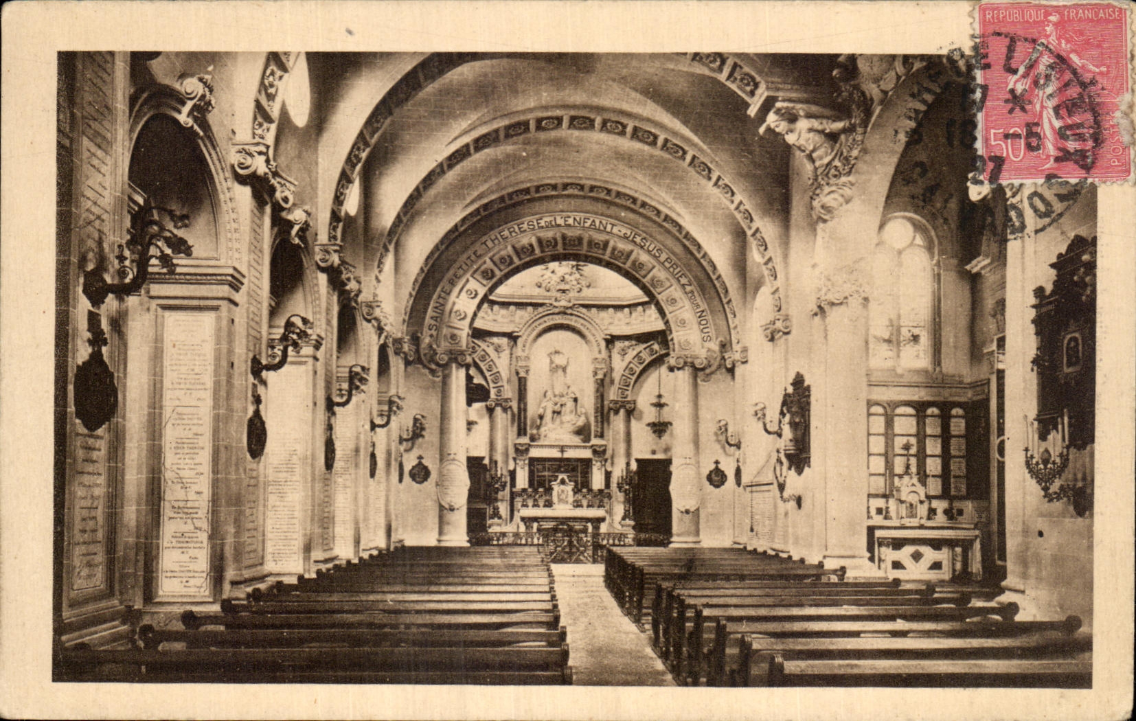 CPA La Chapelle of the Carmelite nuns of Lisieux