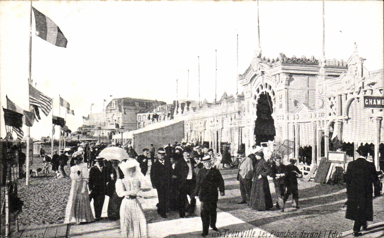 CPA Trouville Boards in front of the Eden