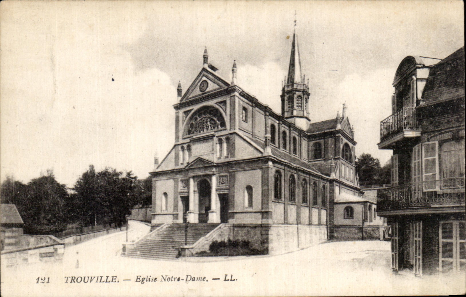 CPA Trouville Notre Dame Church