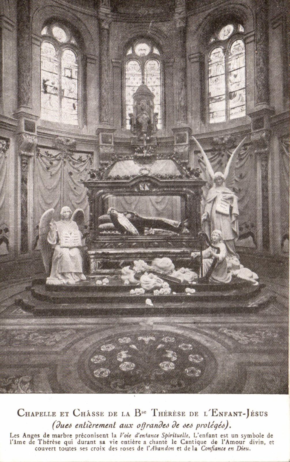 CPA Vault And Chasse Of the Therese Of the Child Jesus Lisieux