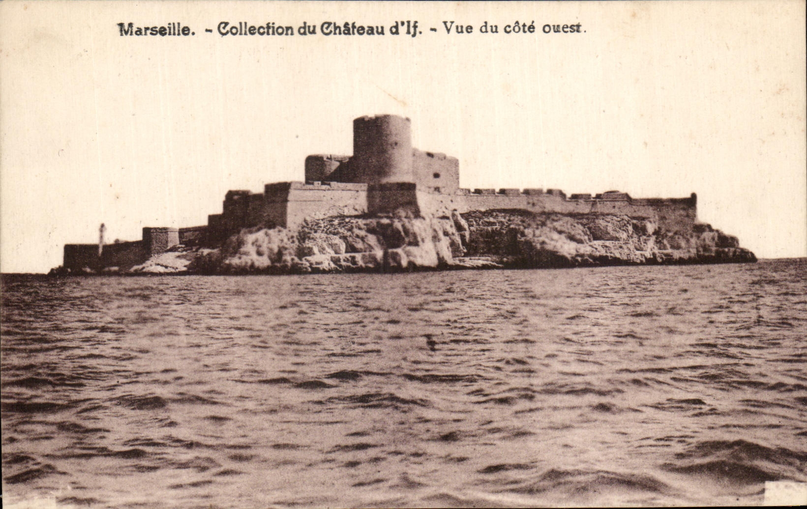 CPA Marsellie Collection du Chateau d'If Vue du Cote Ouest