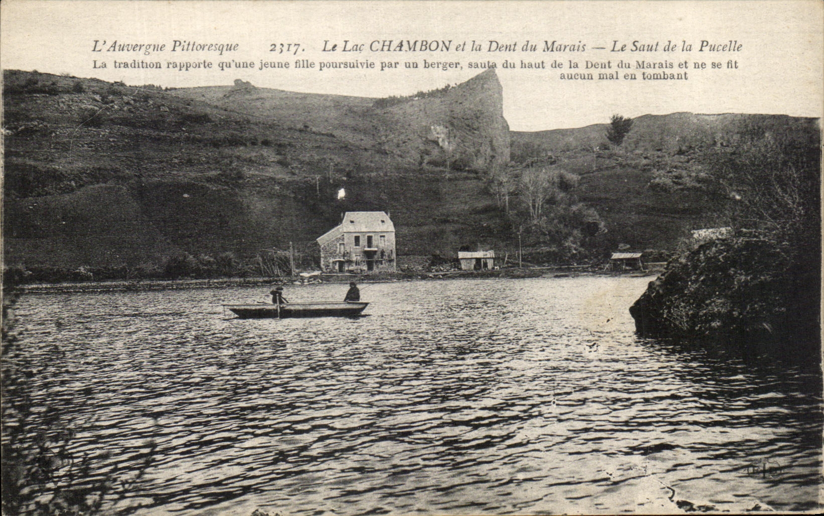 CPA Picturesque Auvergne the Lake Chambon and the Tooth of the Marsh the Jump of the Virgin