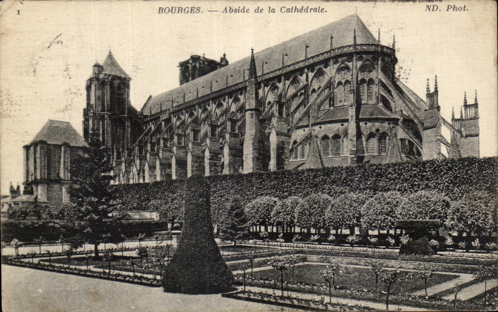 Apse de CPA Bourges de la catedral
