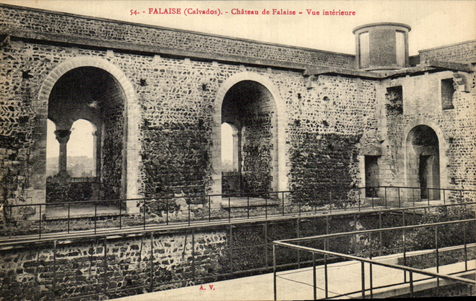 CPA Cliff Castle of Cliff Seen interior