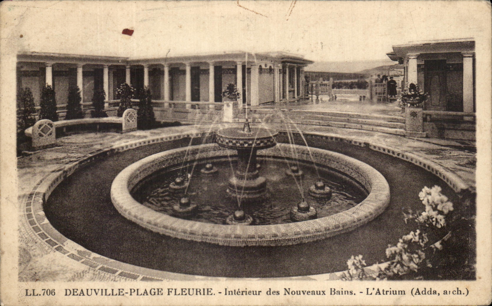 Interior CPA Deauville Beach Flowered of the New baths the Atrium