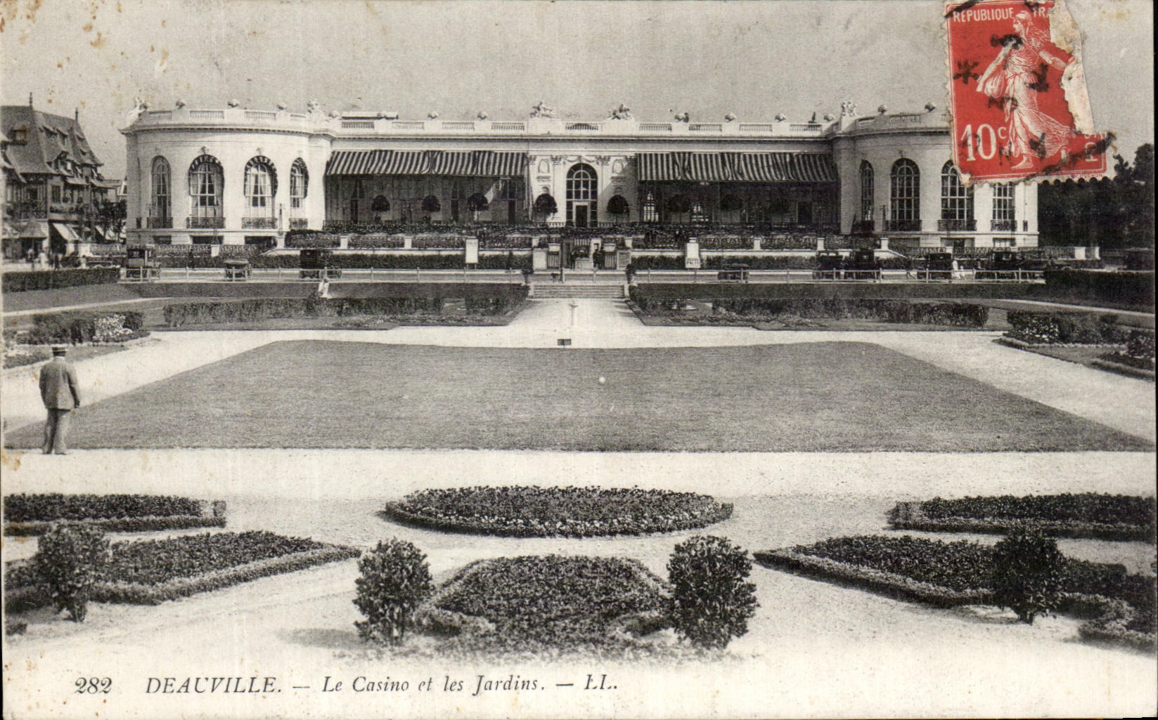 CPA Deauville the Casino and gardens
