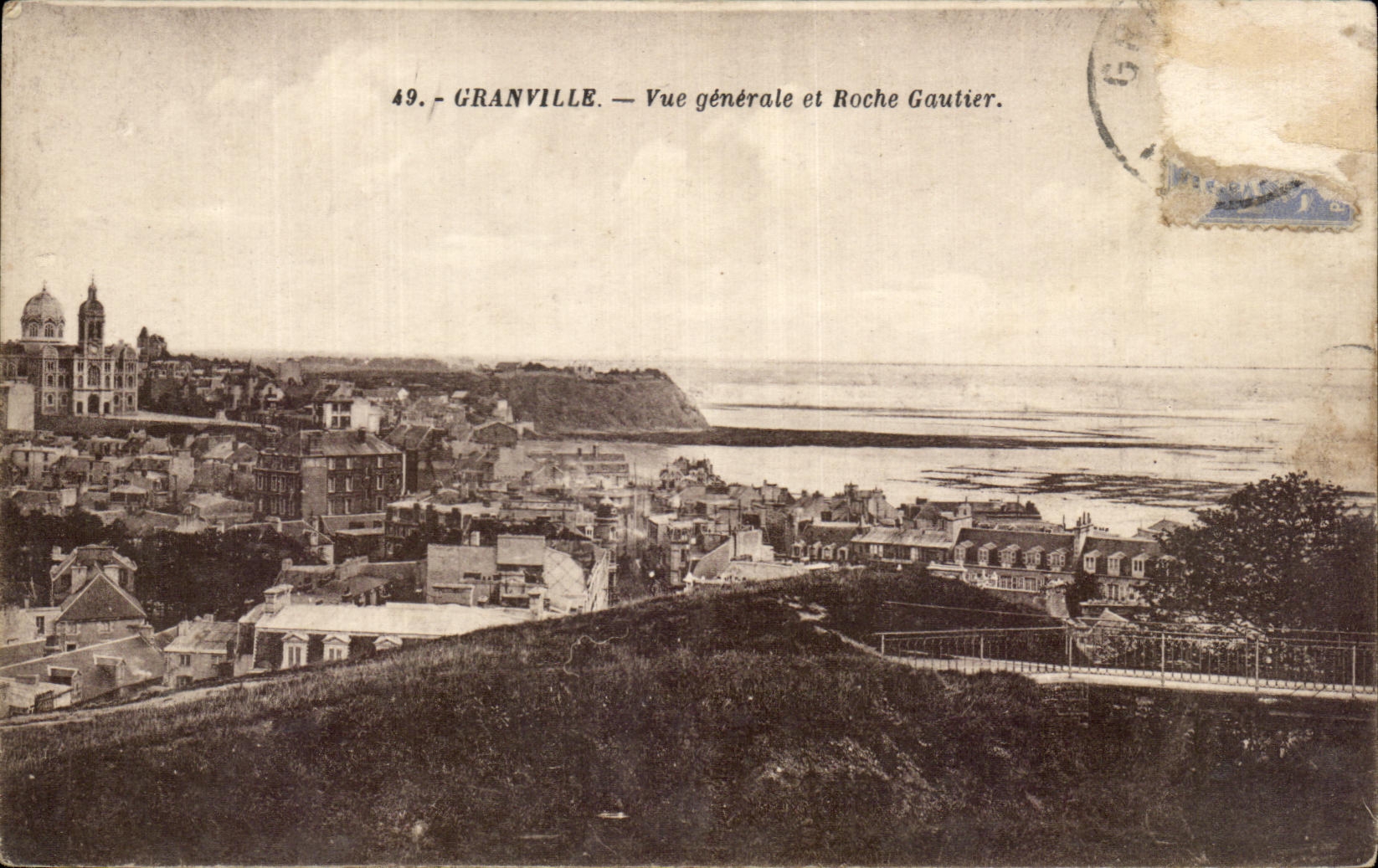 CPA Granville Vue generale et Roche Gautier