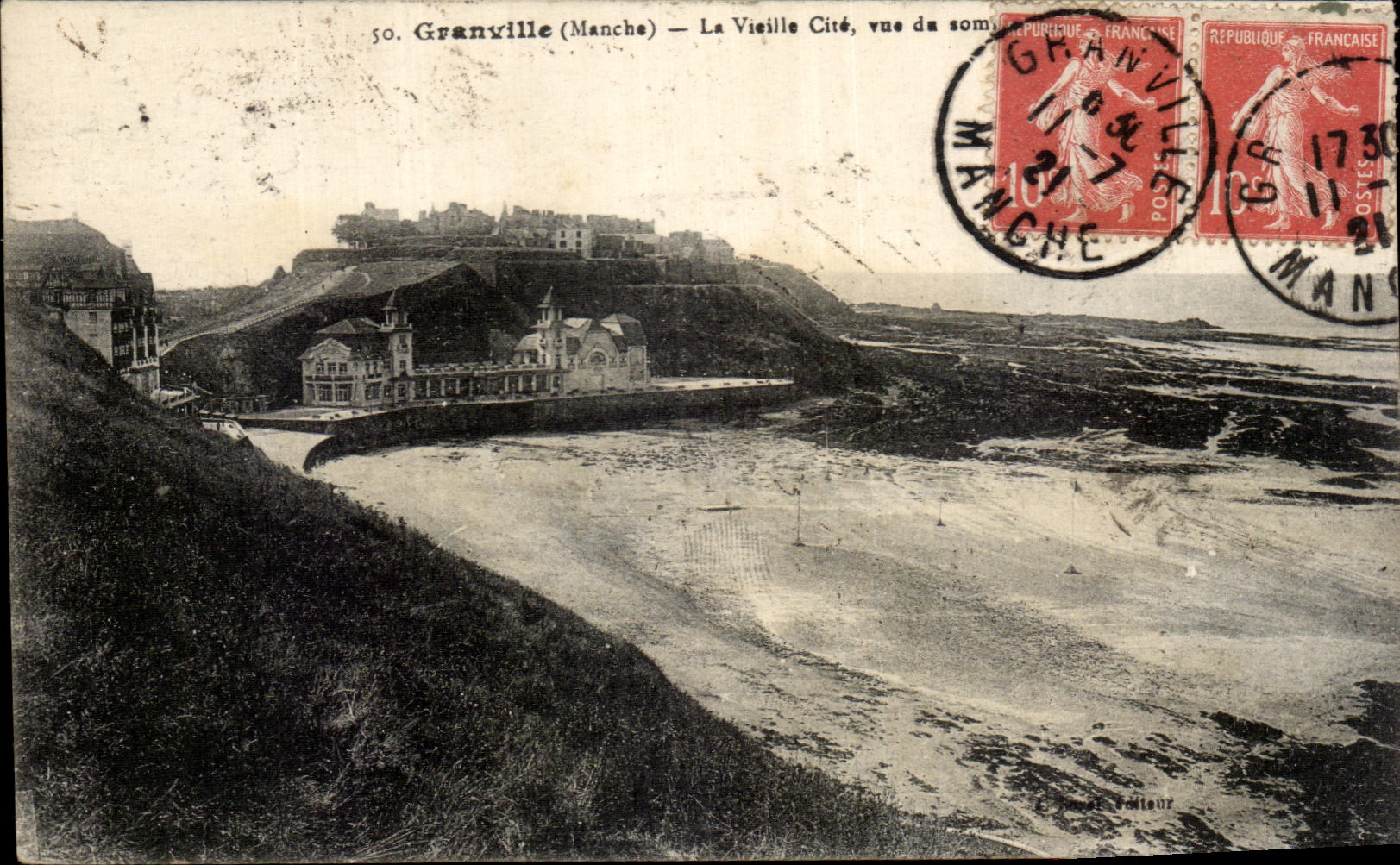 CPA Granville La Vieille Cite vue du sommet