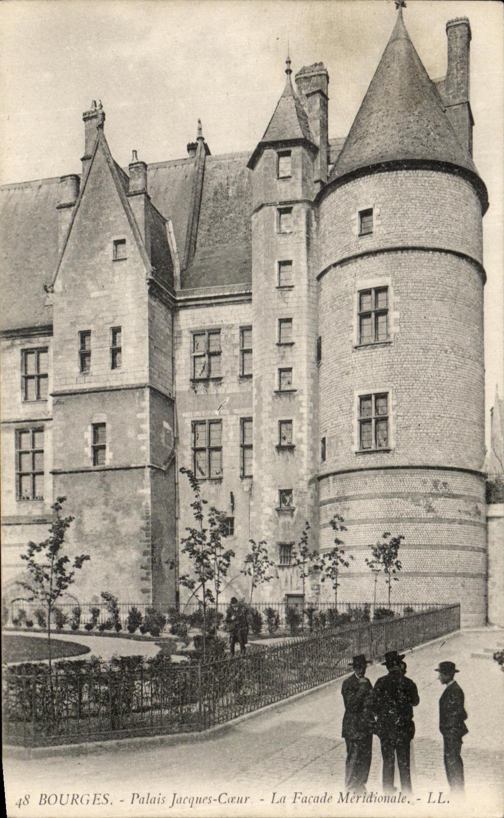 Corazon de Jacques del paladar de CPA Bourges el ataque frontal mas situado mas al sur