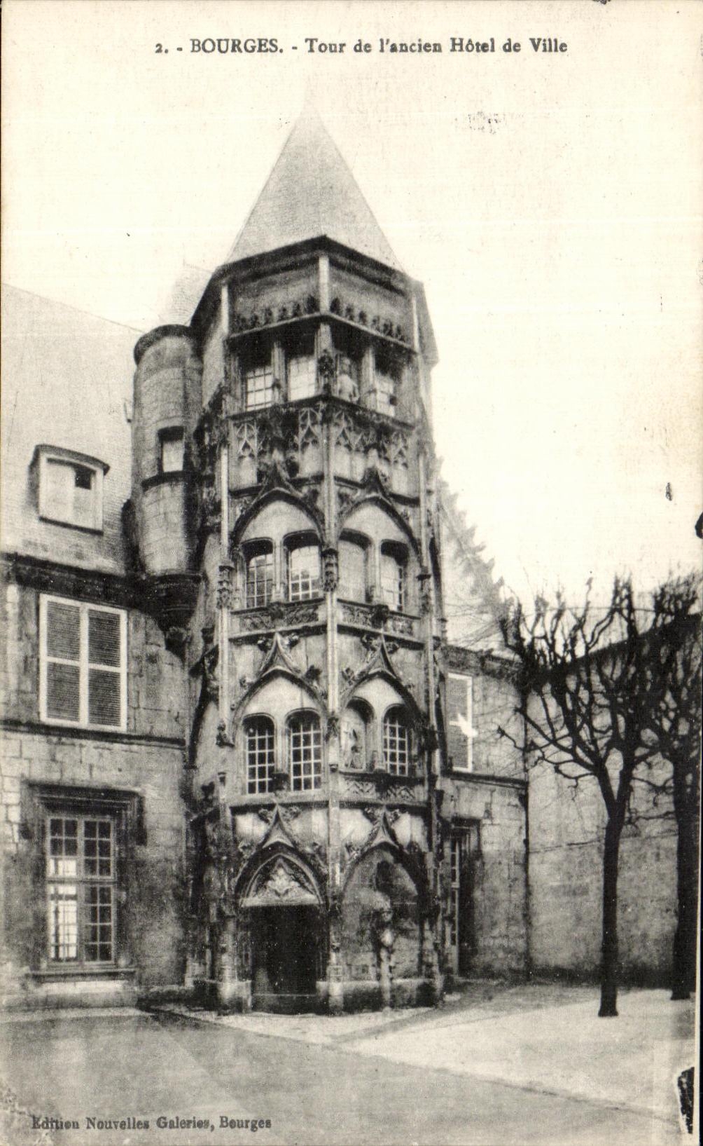 Vuelta de CPA Bourges de la ciudad vieja de Hotel De