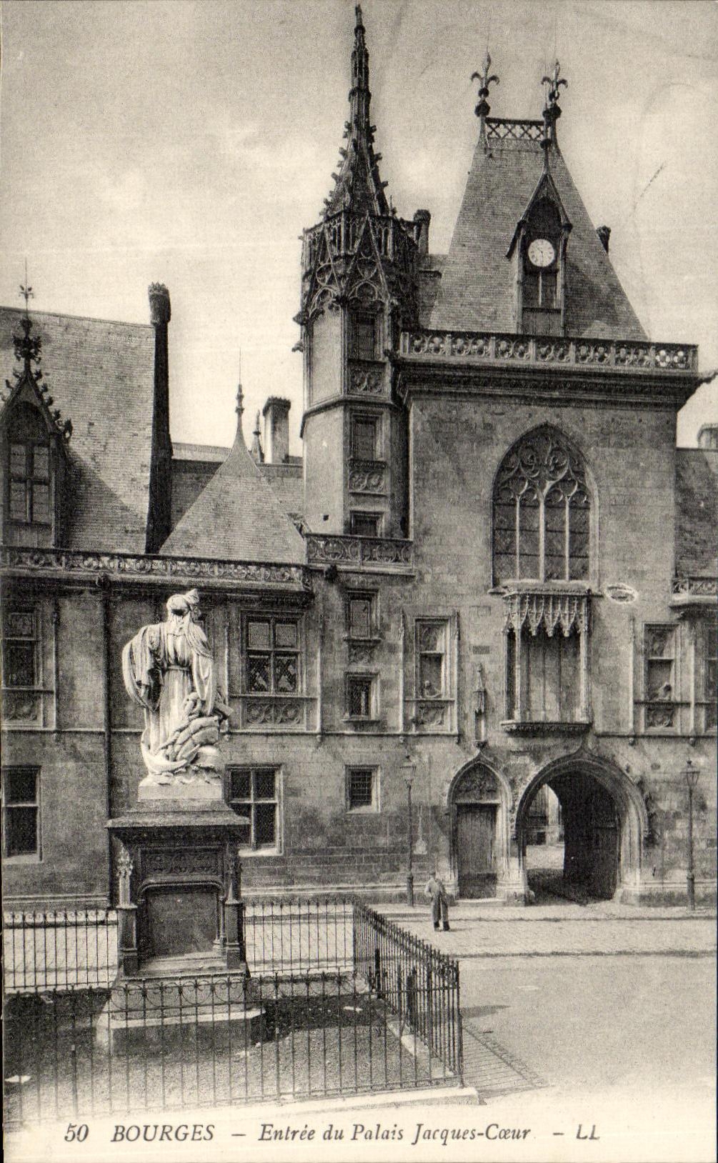 Entrada de CPA Bourges del corazon de Jacques del paladar