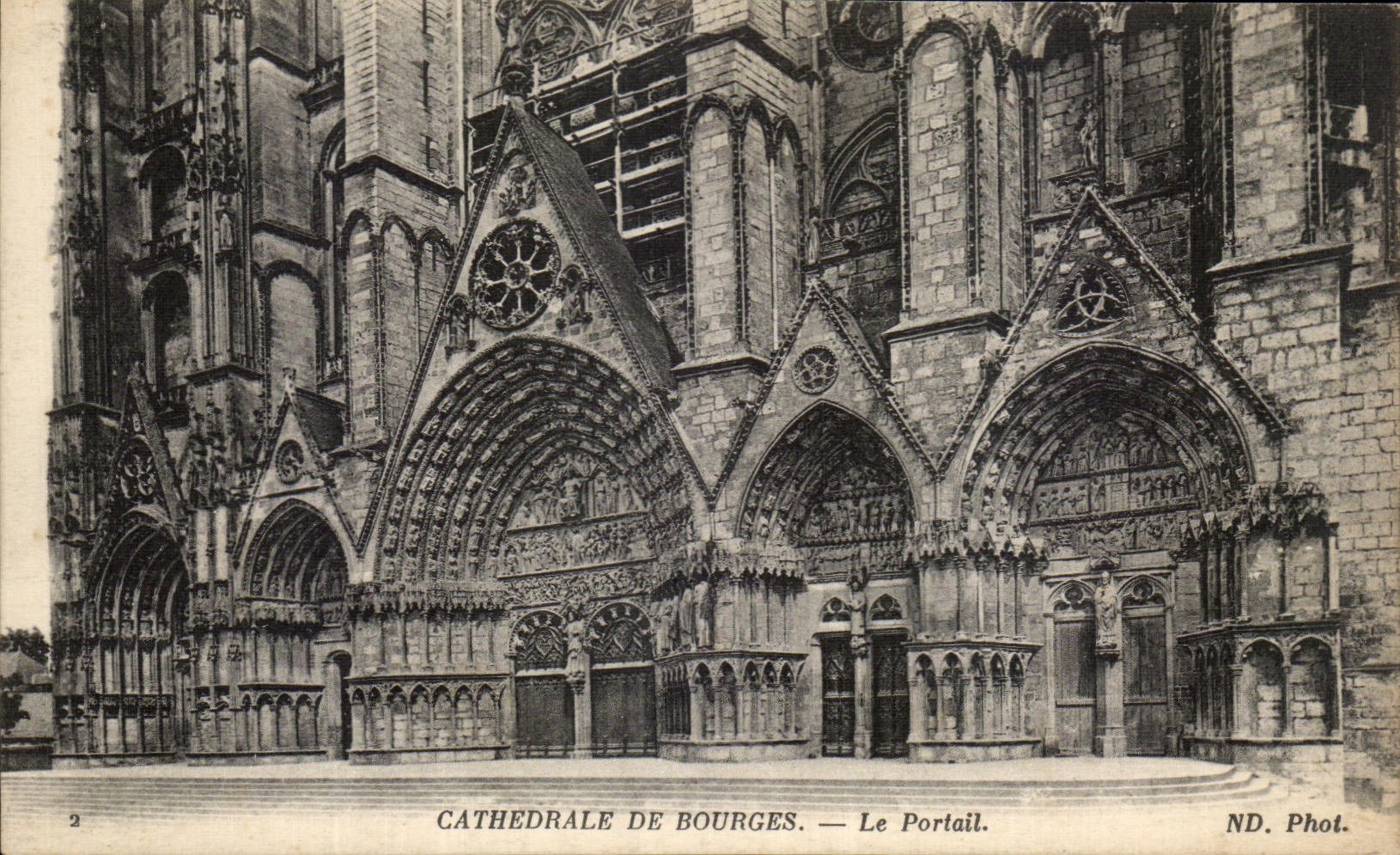 CPA Cathedrale De Bourges la puerta