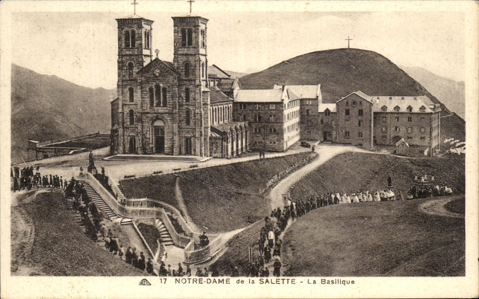 CPA Notre Dame De La Salette La Basilique