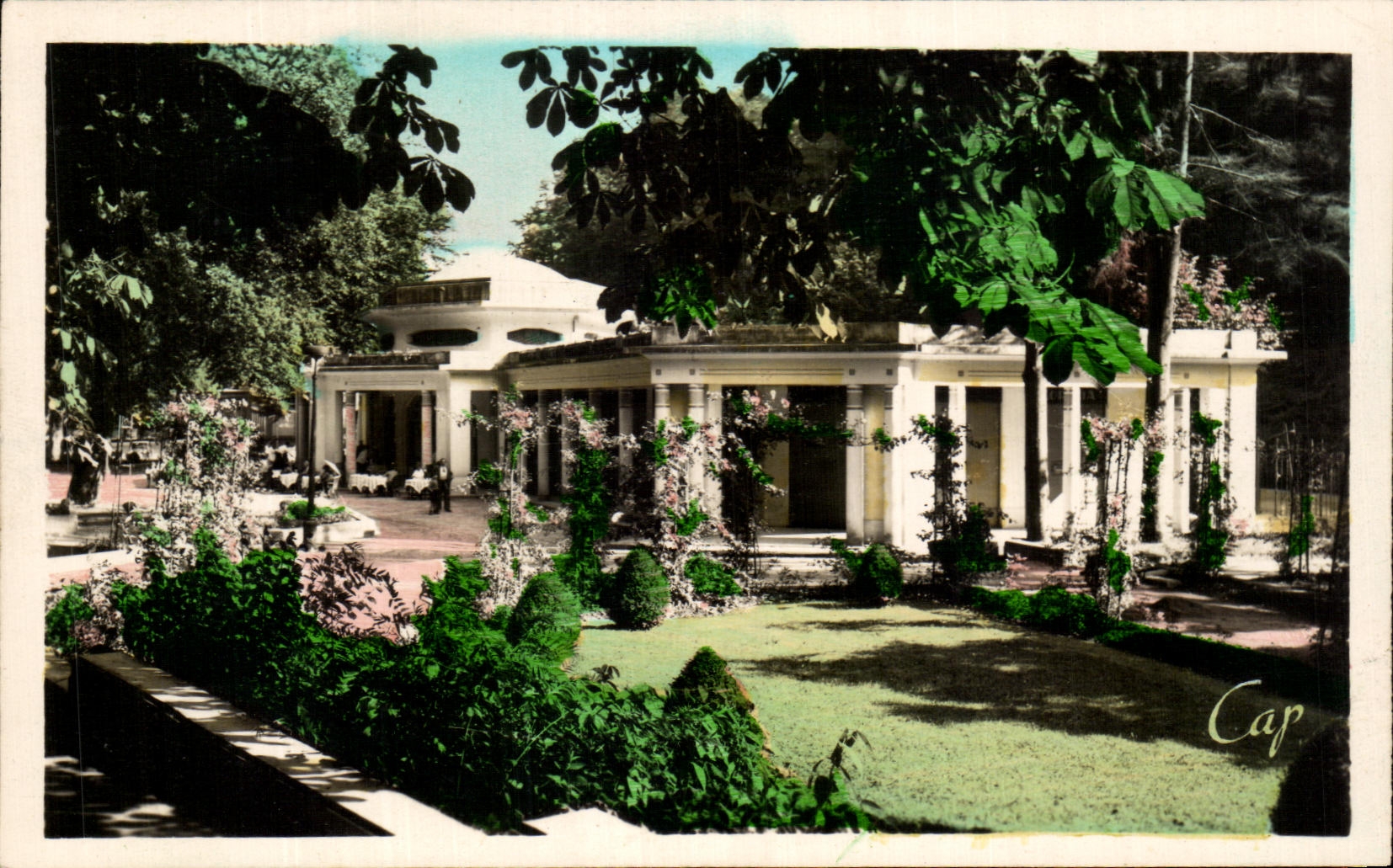 CPA Bagnoles De l'Orne Paysage Vers La Pavillon Aux Fleurs
