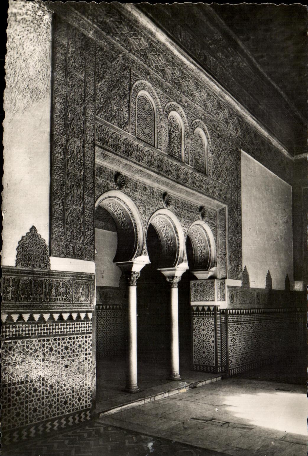 CPA Sevilla Reales Alcazares Dotmitorio of los Reyes Moros Detailed