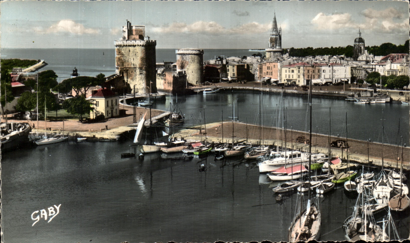Puerto de CPsM La Rochelle de los yates y de los viajes los barcos