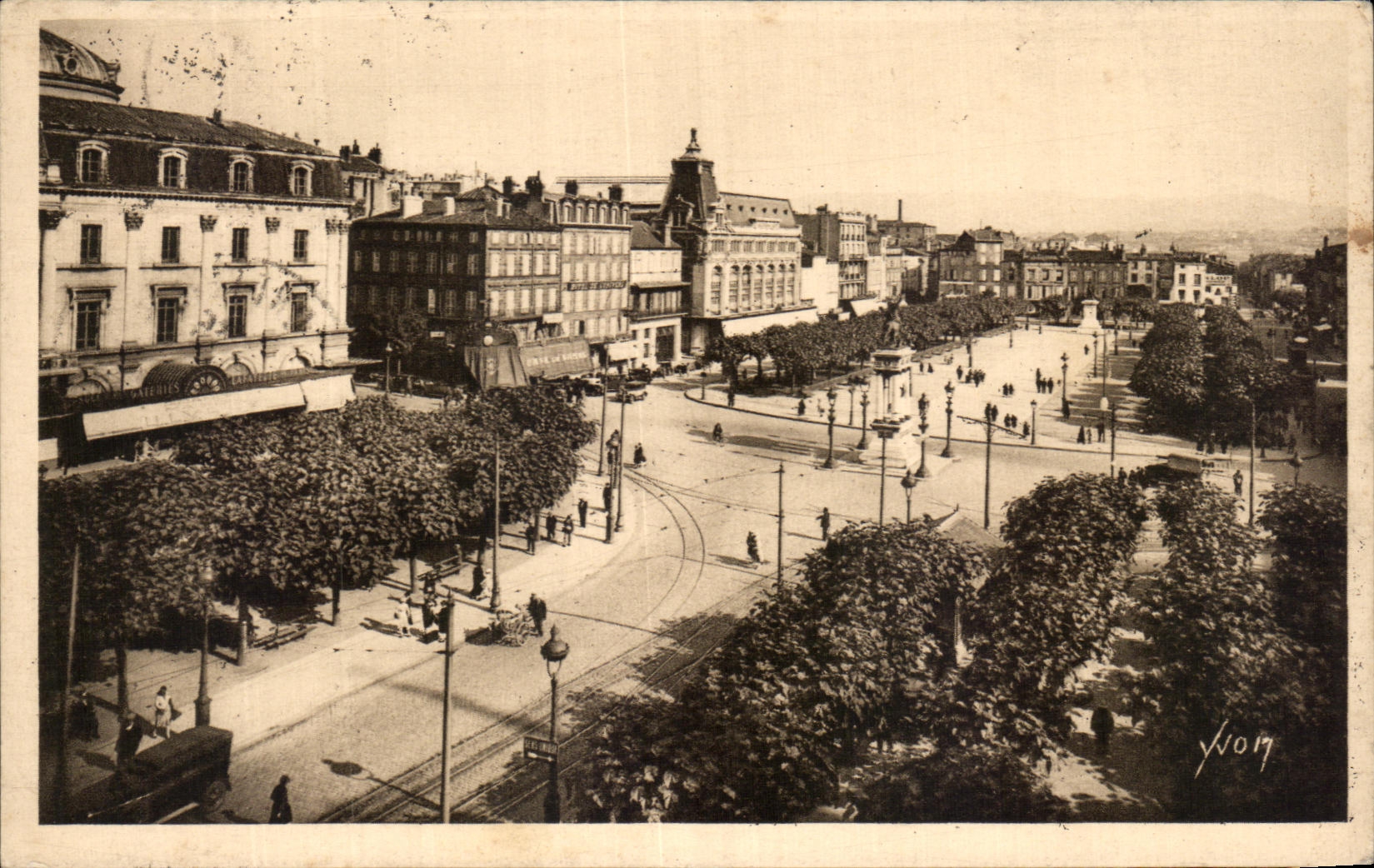 CPA Auvergne Clermont Ferrand Places of Jaude