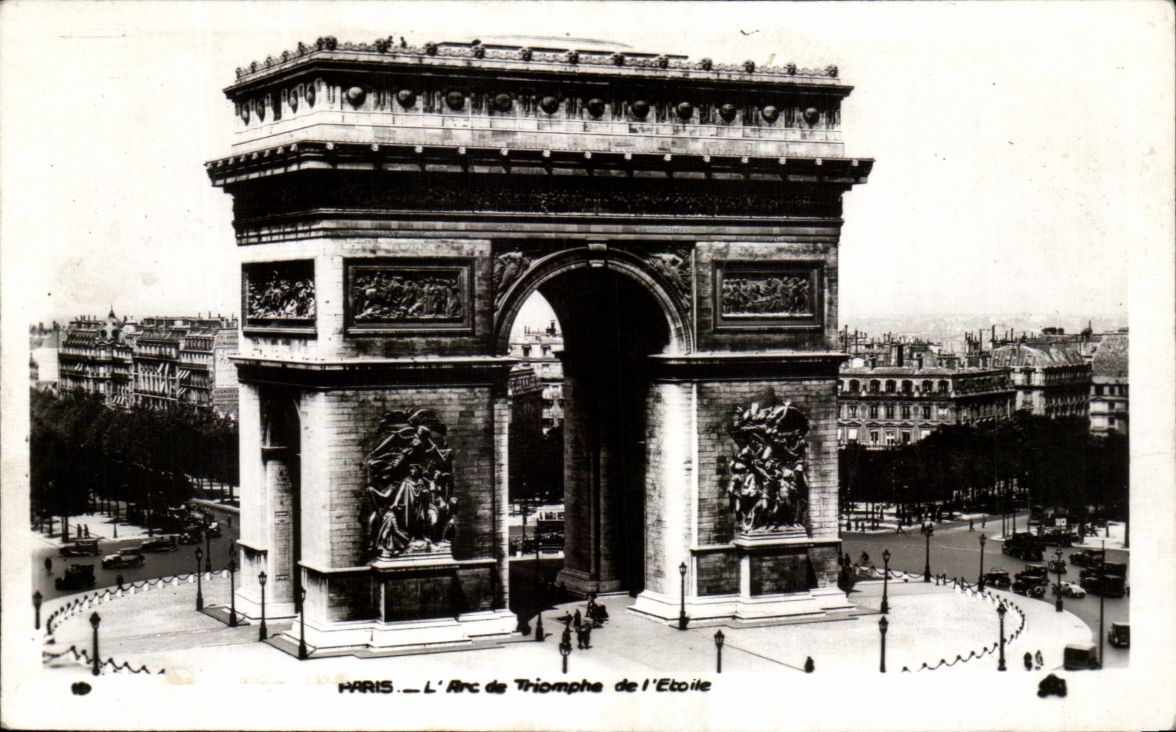 CPA Paris Arc de Triomphe de l'Etoile