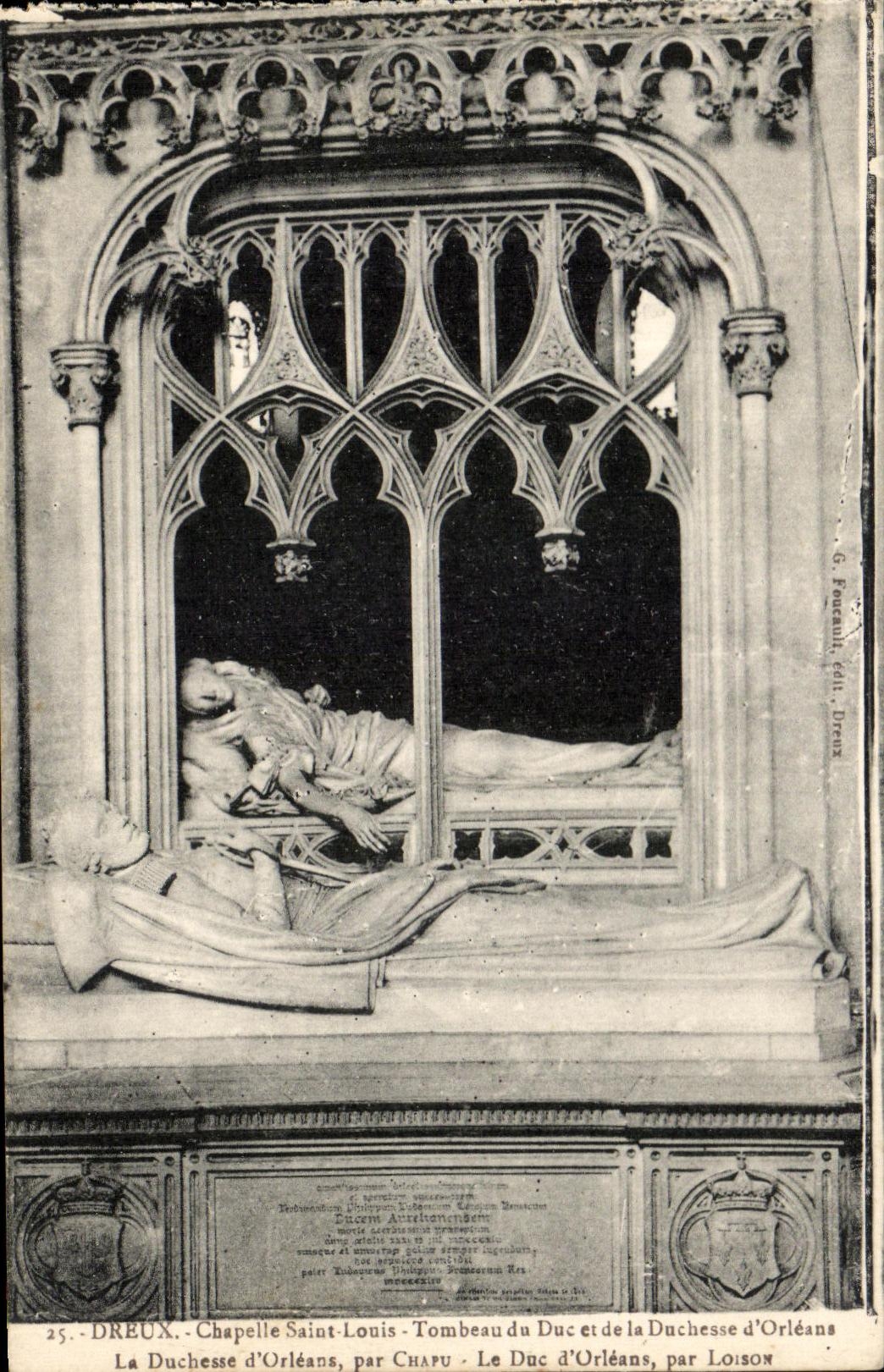 CPA Dreux Chapelle Saint Louis Tombeau du Duc et de la Duchesse d'Orleans